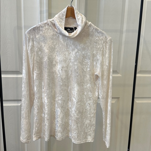 Sno Skins Crushed Velvet Long Sleeve Turtleneck - Picture 1 of 7